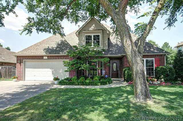 504 N Aster Avenue Property Photo 1