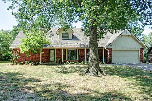 5134 E 98th Street Property Photo 1