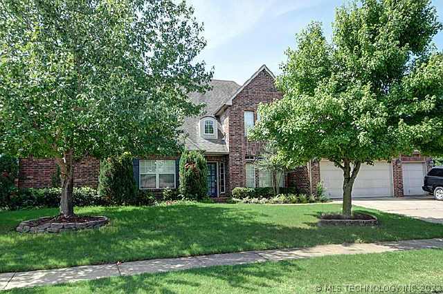 6905 E Ft Worth Street Property Photo 1