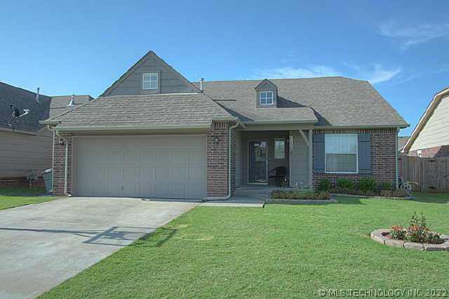 3519 E Berkeley Street Property Photo 1