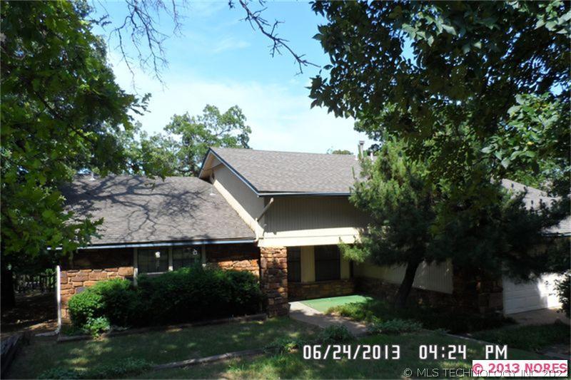 2221 N Quanah Avenue Property Photo 1
