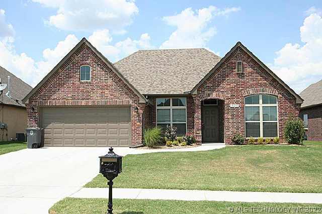 18205 E 47th Street Property Photo 1