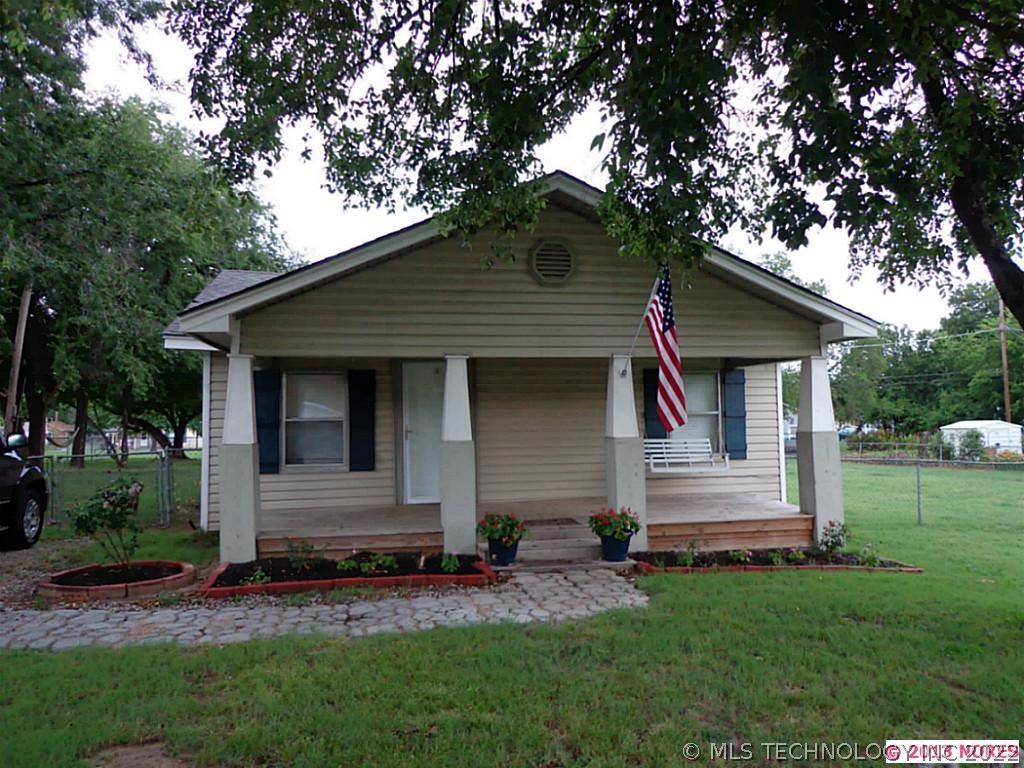 119 E Ross Avenue Property Photo 1