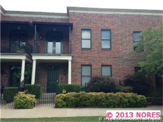 1117 E 7th Street Property Photo 1