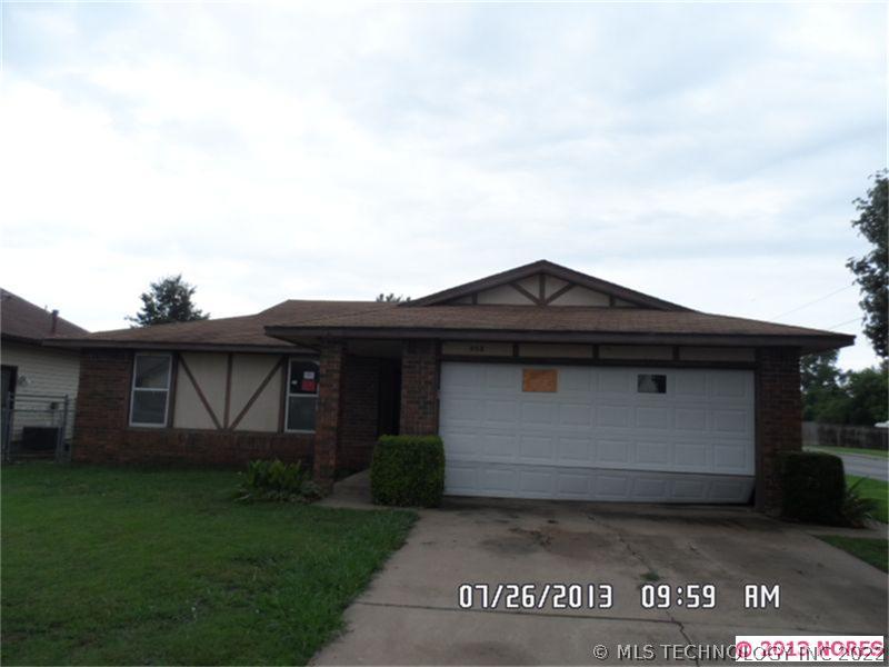 458 E 142nd Street Property Photo 1