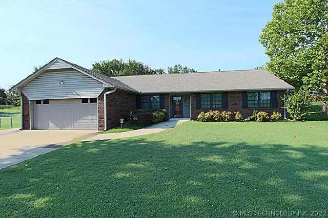 302 Rodgers Road Property Photo 1