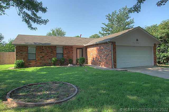 20952 E 37th Place Property Photo 1
