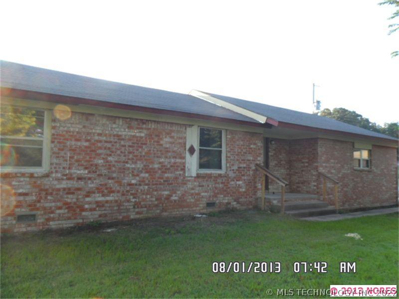 18005 S Hickory Street Property Photo 1