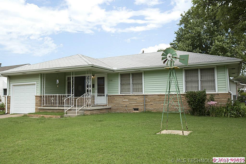 10541 E 4th Place Property Photo 1