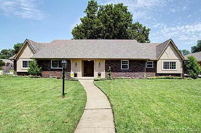 6117 E 53rd Street Property Photo 1