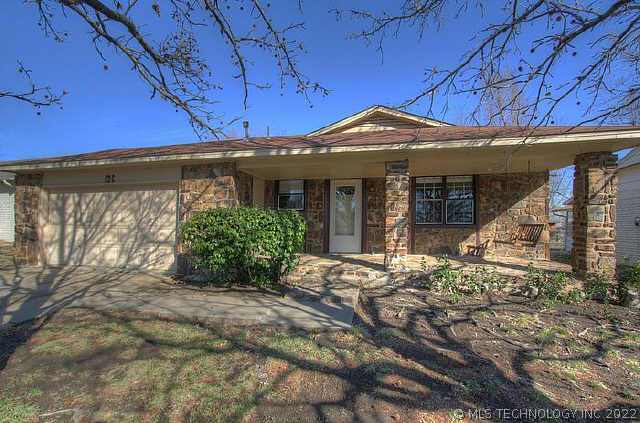 126 W Ithica Place Property Photo 1