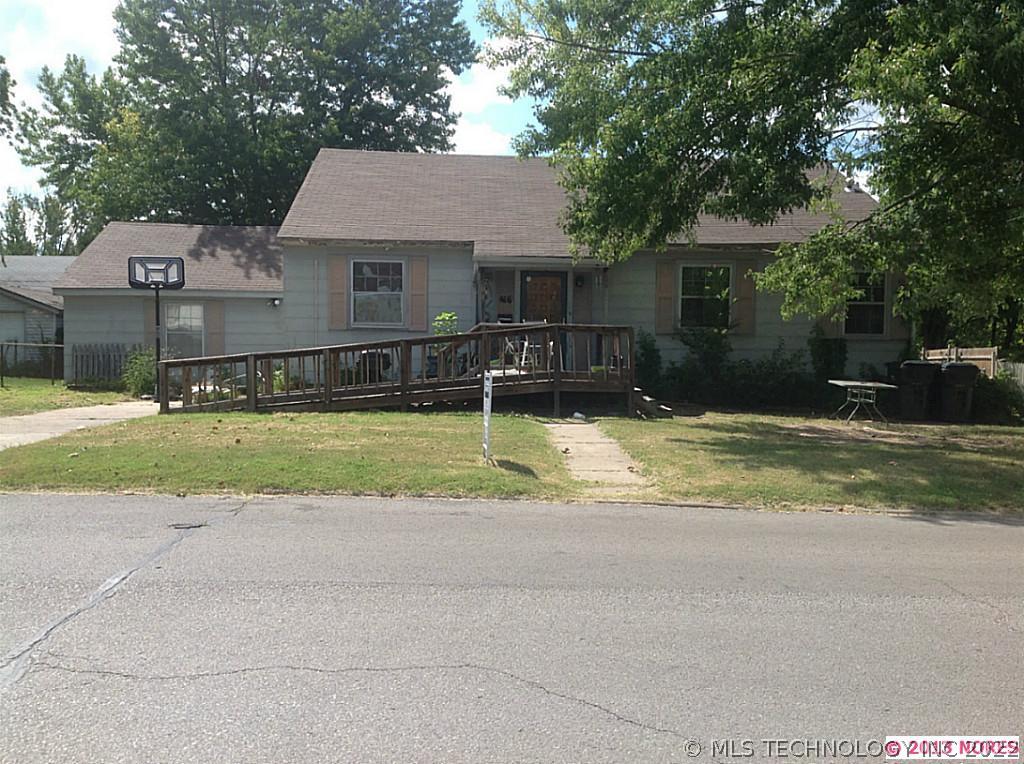416 S Adams Street Property Photo 1