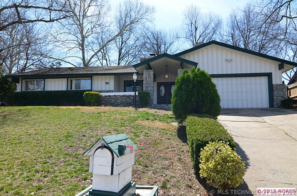 2938 E 77th Place Property Photo 1