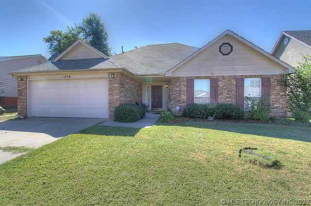 1130 E 138th Street Property Photo 1