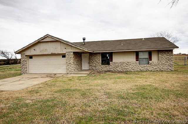 20025 S 4230 Road Property Photo 1