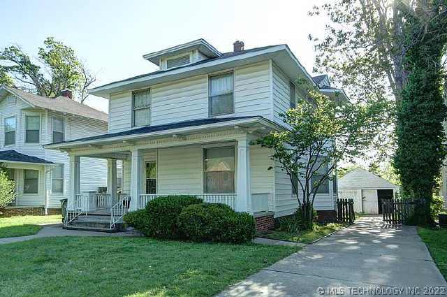 1343 S Florence Avenue Property Photo 1