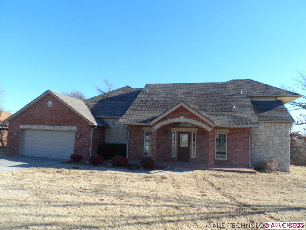 1327 Cliff Drive Property Photo 1