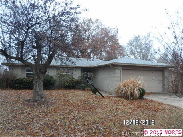 16438 E 1st Street Property Photo 1