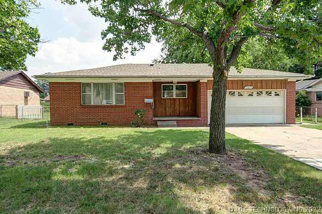 11416 E 4th Place Property Photo 1