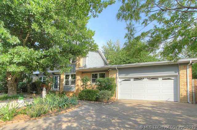 6106 S Hudson Place Property Photo 1