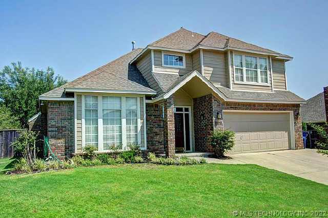 2805 E 82nd Street Property Photo 1