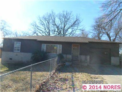 206 E 34th Street Property Photo 1