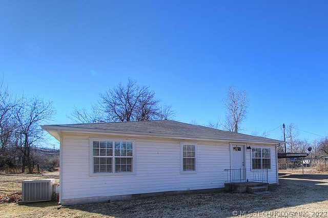 15256 W Ozark Trail Property Photo 1