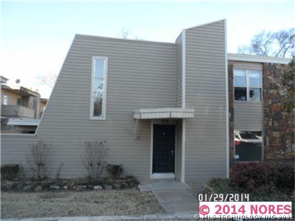 7359 S Yale Avenue B Property Photo 1