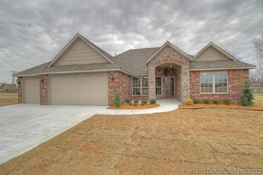 1428 E 135th Place Property Photo 1