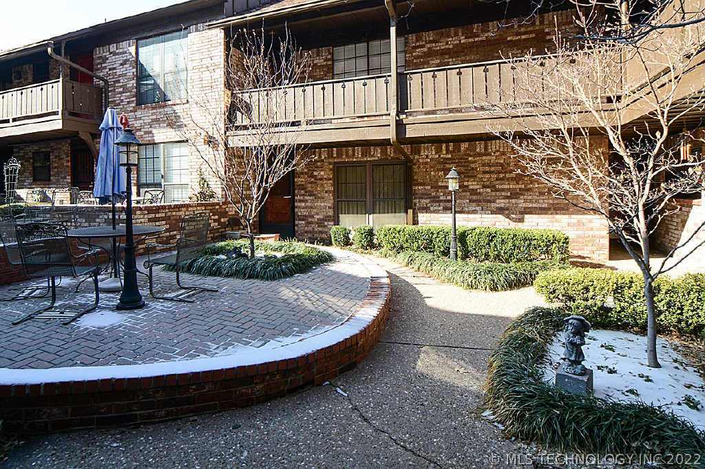 2202 S Boston Avenue 129 Property Photo 1
