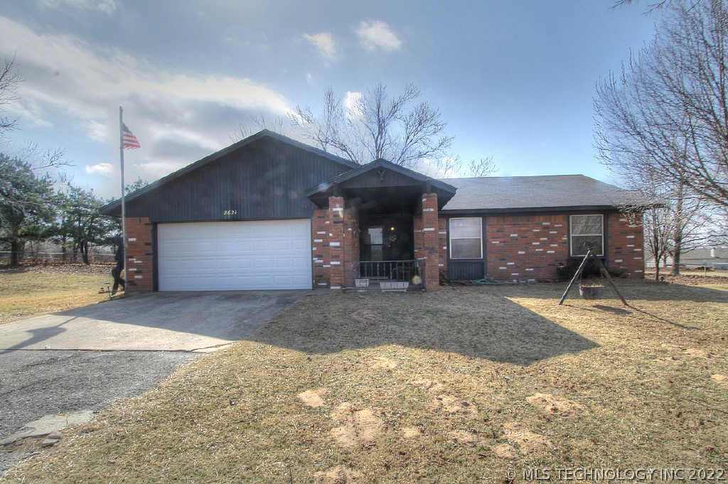 8624 Sunset Drive Property Photo 1