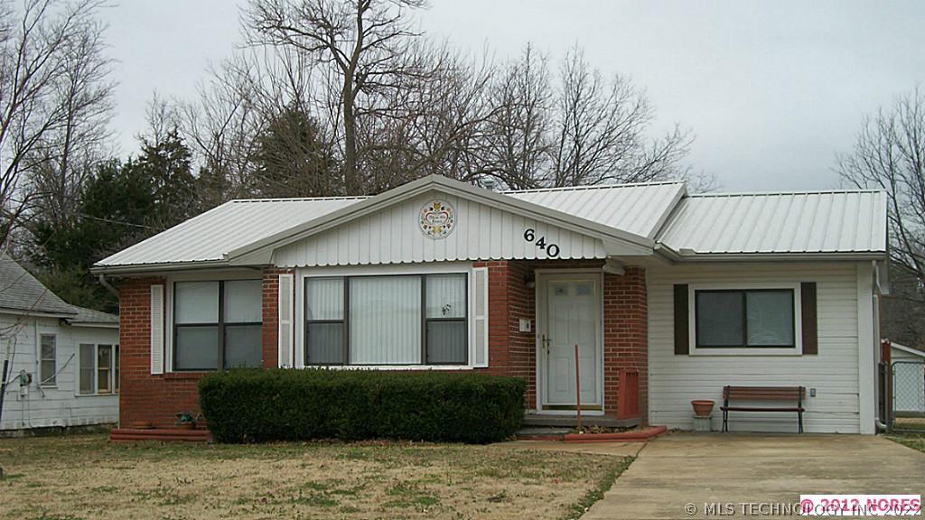 640 Se 1st Street Property Photo 1