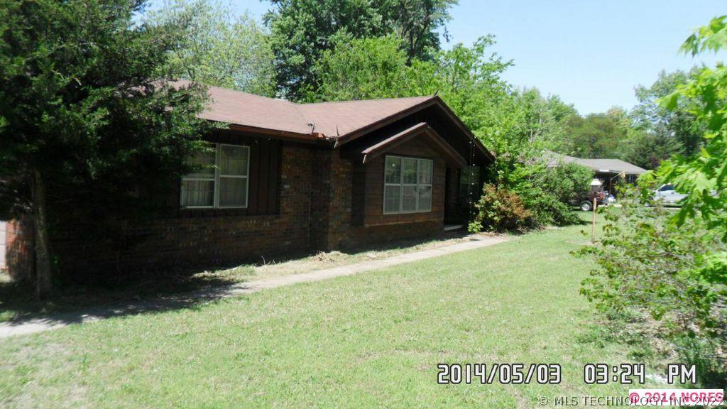 746 N 153rd East Avenue Property Photo 1