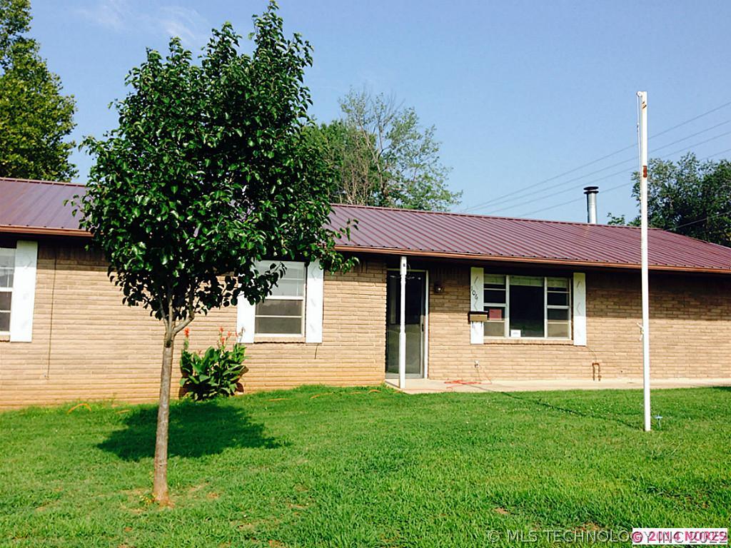106 N Swan Drive Property Photo 1