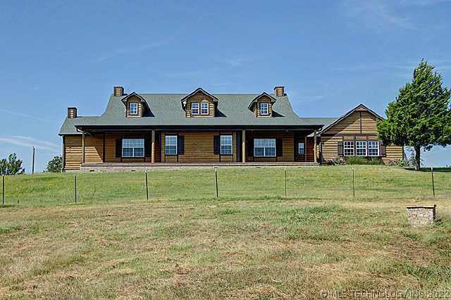 8118 Grey Fox Road Property Photo 1