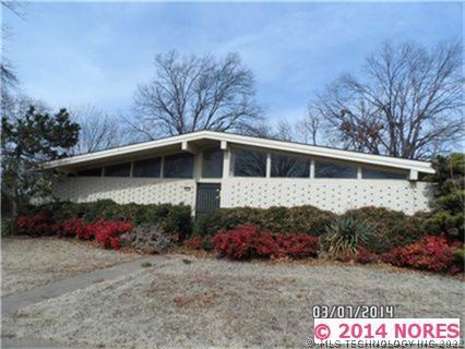 7077 E 53rd Street Property Photo 1