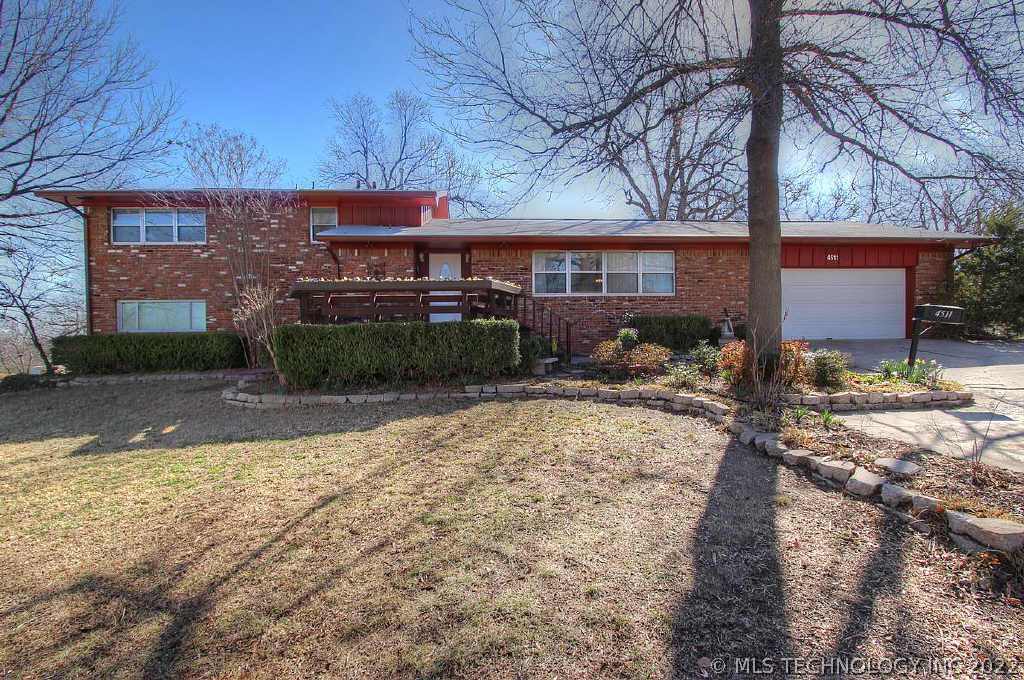 4511 S Union Avenue Property Photo 1