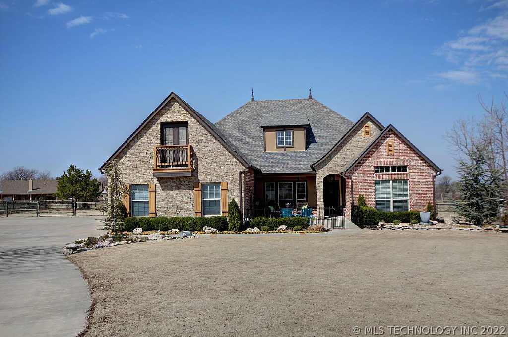 6564 S Ridgeview Road Property Photo 1