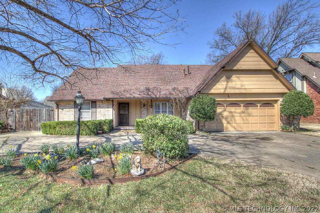 4672 S Norwood Avenue Property Photo 1