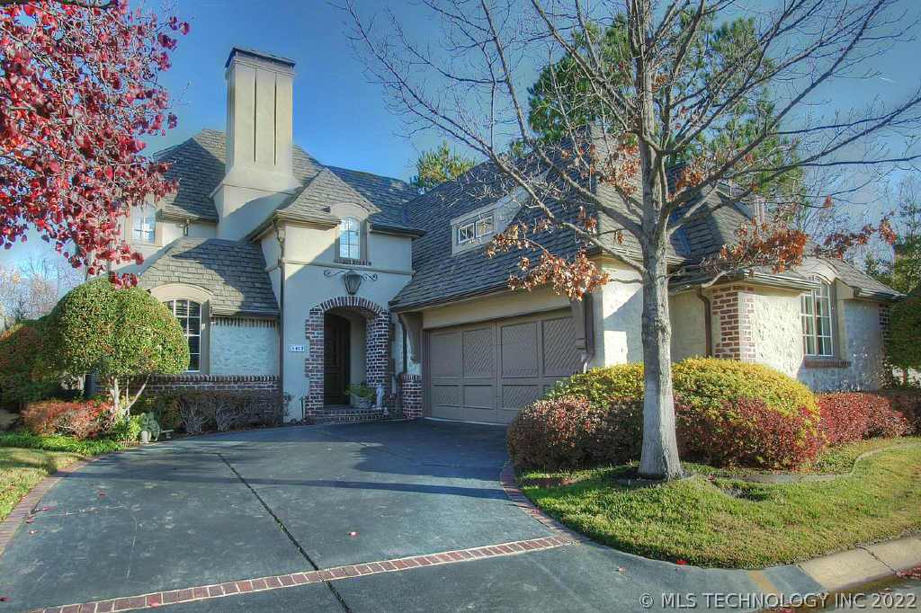 3415 E 59th Street Property Photo 1