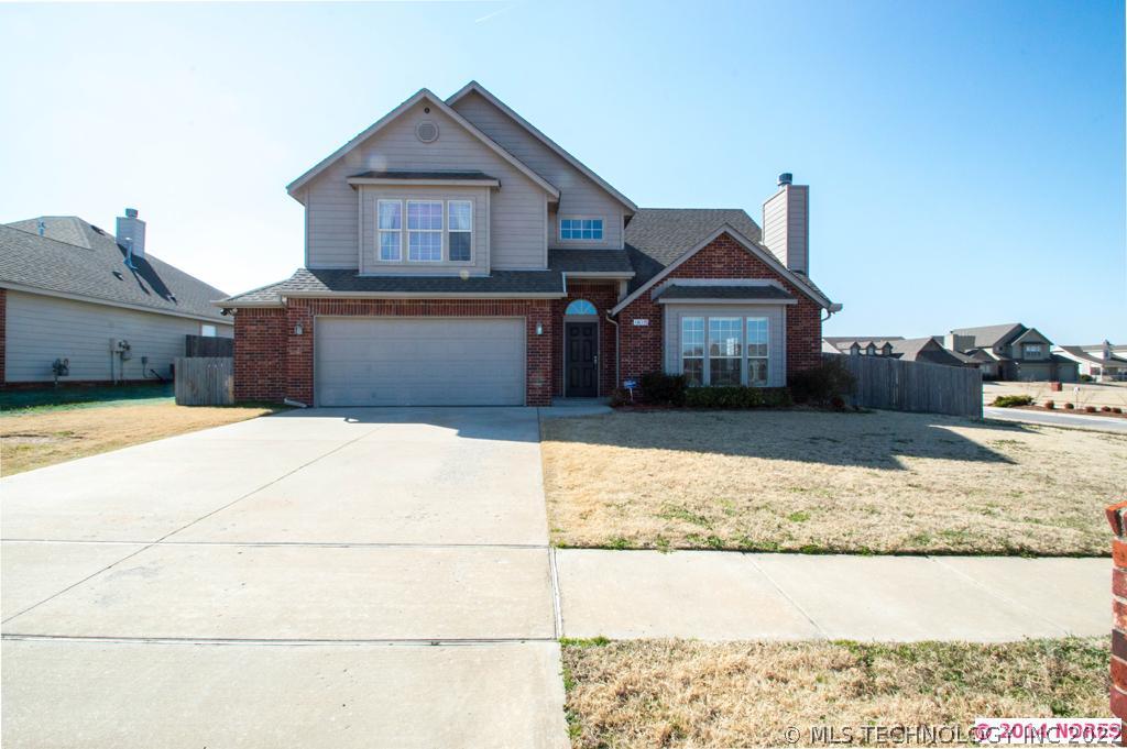1615 W Vicksburg Place Property Photo 1