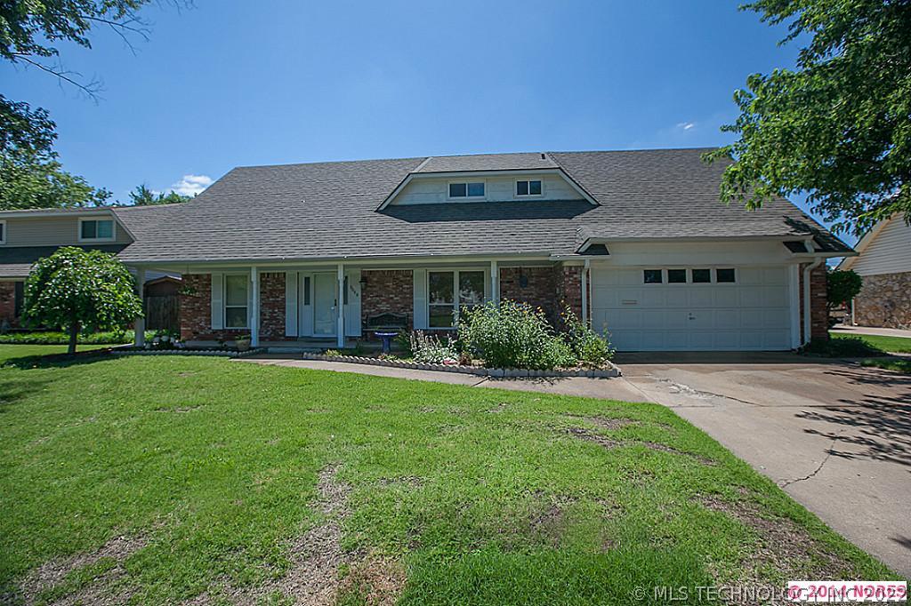 9040 E 27th Street Property Photo 1