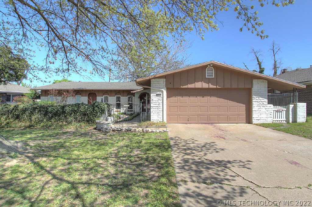6655 E 46th Place Property Photo 1