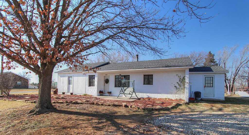 302 Hawthorne Street Property Photo 1