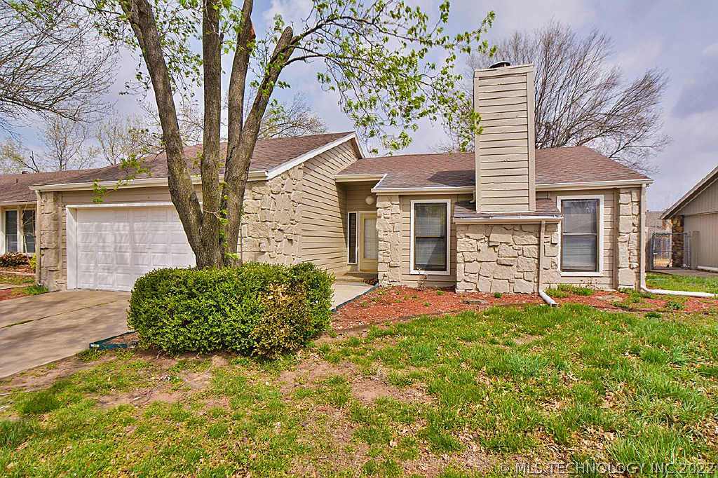8605 E 78th Street Property Photo 1