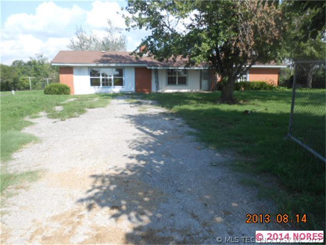 1300 N 180 Road Property Photo 1