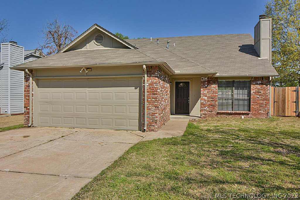 7715 E 89th Place Property Photo 1