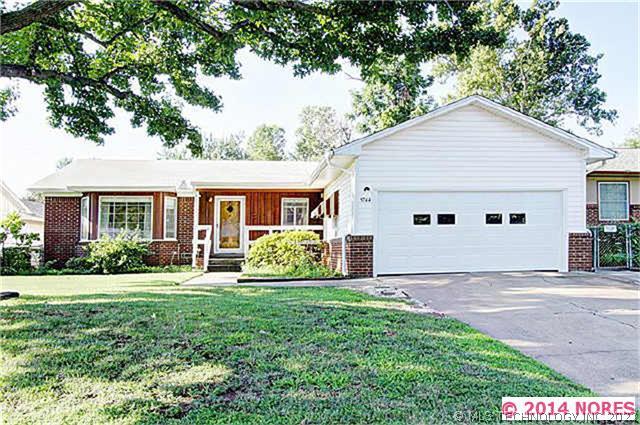5744 E 24th Place Property Photo 1