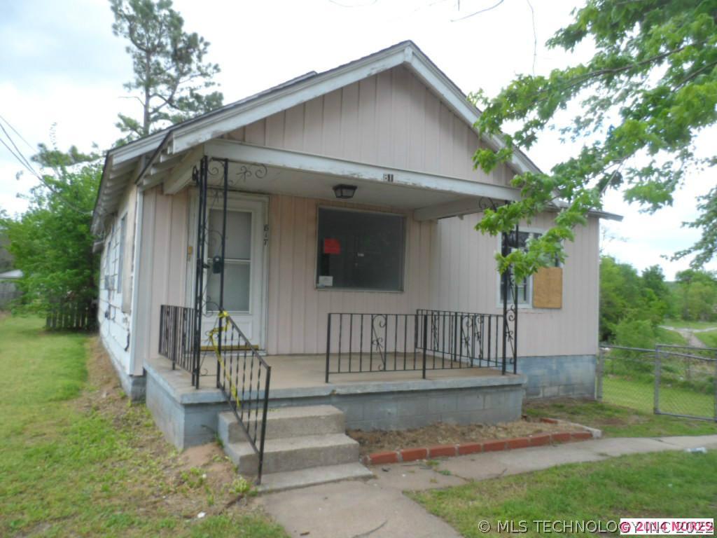 817 S 51st West Avenue Property Photo 1