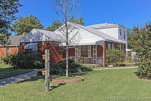 2747 E 4th Street Property Photo 1